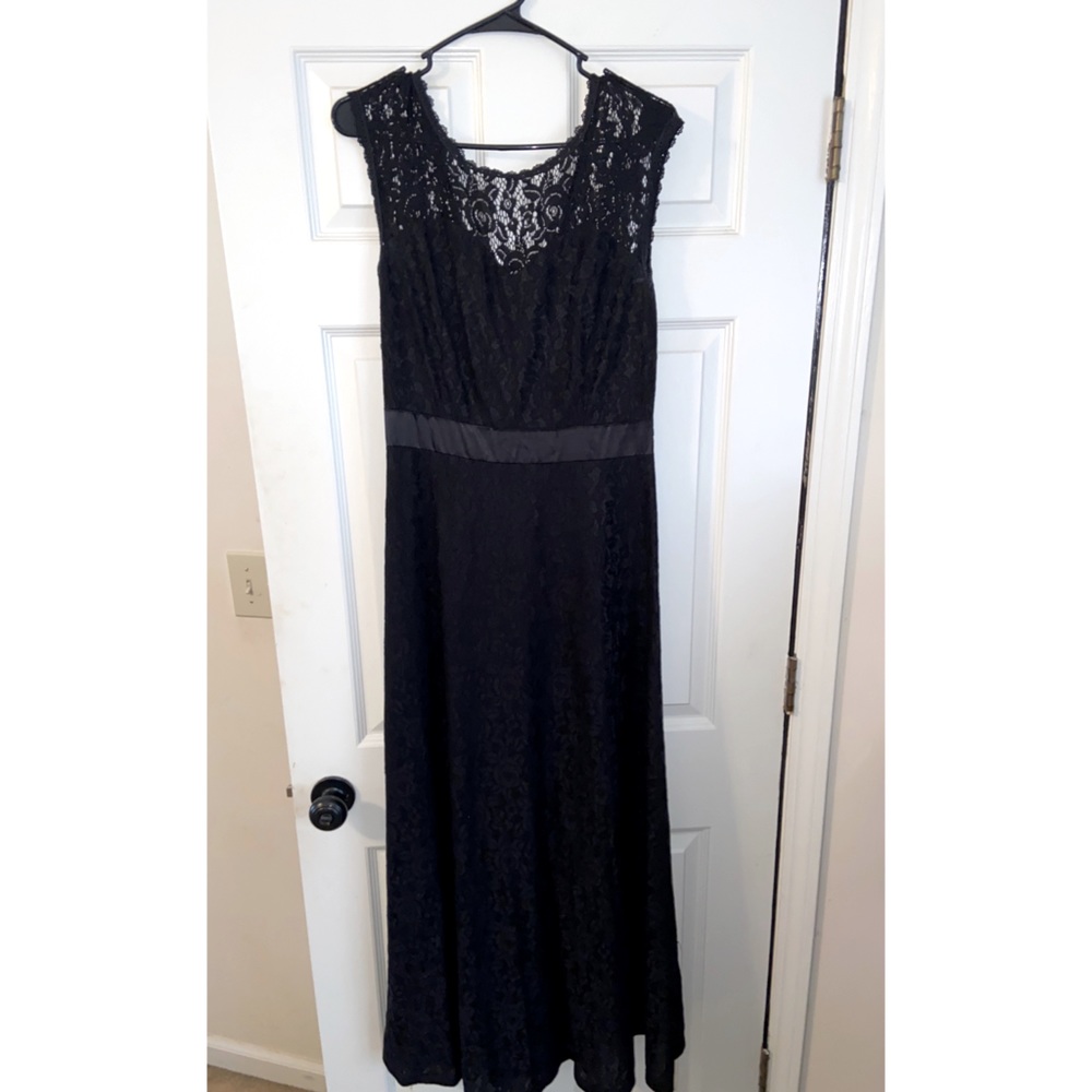 Long Black Gown-WORN ONCE